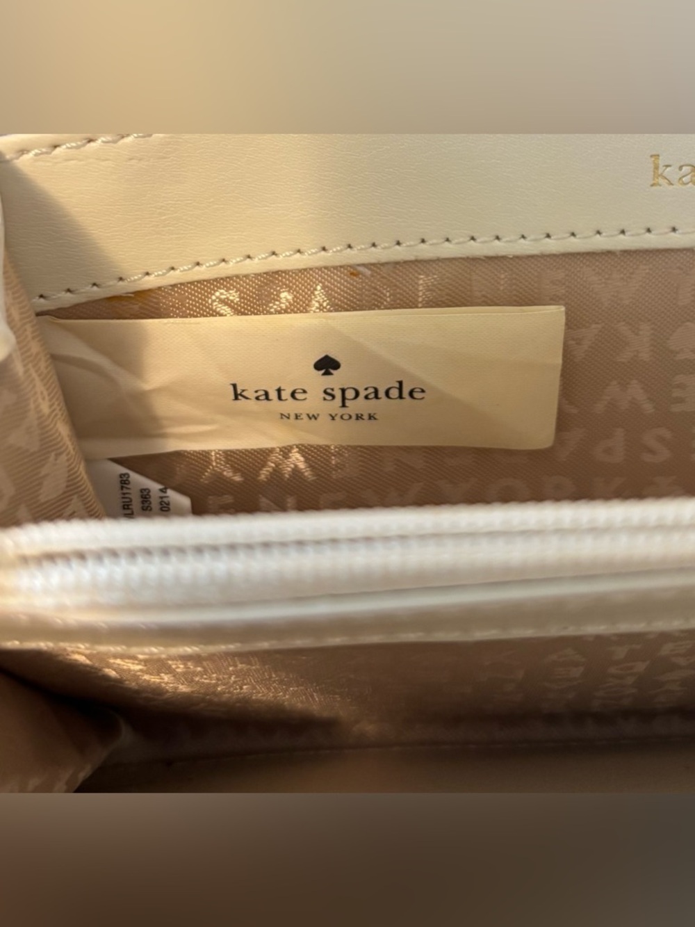 KATE SPADE NEW YORK NEDA SOUTH OF THE BORDER MARASCHINO WALLET - Picture 7 of 9